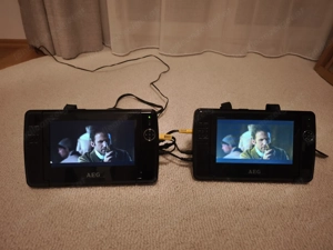**RESERVIERT**  Tragbarer DVD-Player mit zwei Monitoren Auto Camping Kinderzimmer Bild 2