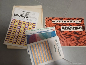 Doppelbett-Strickmaschine