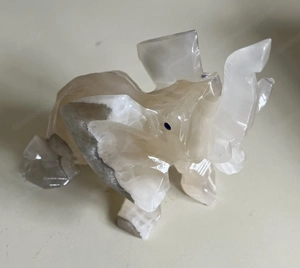 Elefantenfigur aus Onyx-Marmor 