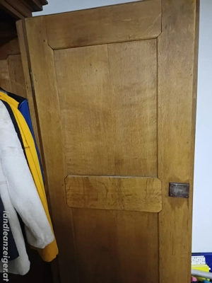 Antiker Bauernschrank  Bild 5