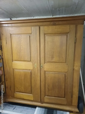 Antiker Bauernschrank 
