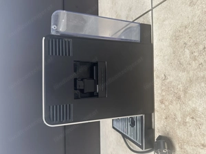 DeLonghi Nespresso Maschine inkl. Milchschäumer Bild 2