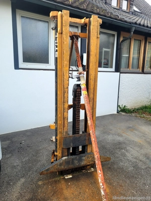 Hubmast zirka 4Meter Hubhöhe