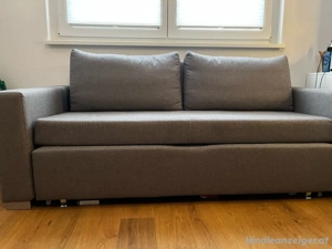 Graues Sofa Bild 2