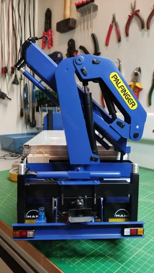 LKW von THW Eigenbau Bild 3