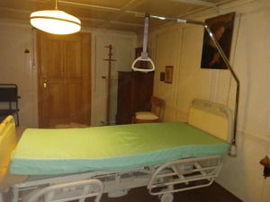 Pflegebett elektrisch