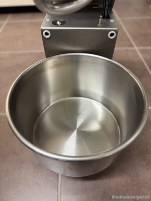 Häussler Knetmaschine Bild 2