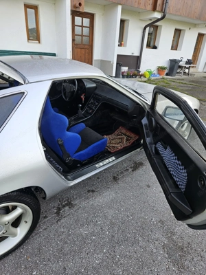 Porsche 928 silber Bild 3
