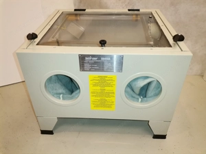 Verkaufe eine neue Sandstrahlkabine 90 Liter