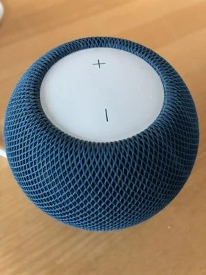 Apple HomePod mini blue