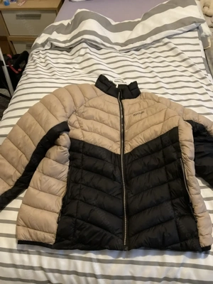 Verkaufe NEUE Damen Daunenjacke Regatta Outdoor "Womens Dalent"  Bild 4