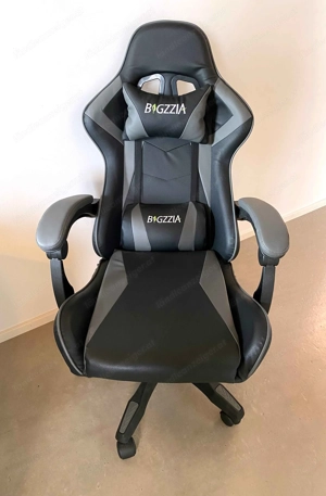 Gaming Stuhl neuwertig