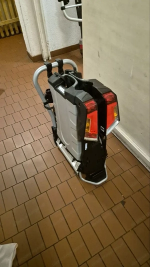 Vermiete Thule Fahrradträger Thule Easy Fold 931 für 2 Fahrräder, zusammenklapp. und abschließbar Bild 2