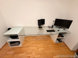 Glastisch Büro Bild 2