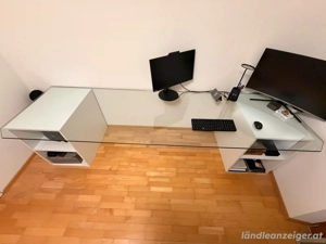 Glastisch Büro Bild 4