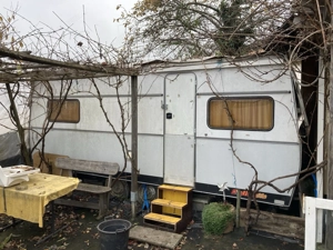 Wohnwagen für Garten zu verschenken