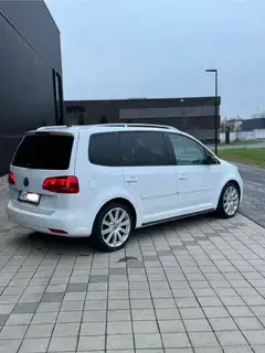 Vw Touran 2.0 Tdi Highline Sky Pano Bild 3