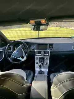 Volvo V60 zu verkaufen  Bild 7