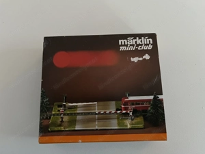 Märklin Spur Z - 8992 Bahnübergang mit Halbschranke NEU in OVP Bild 2