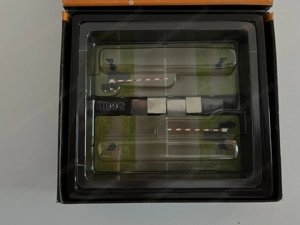 Märklin Spur Z - 8992 Bahnübergang mit Halbschranke NEU in OVP Bild 3