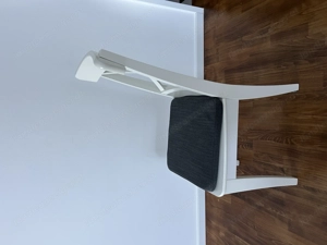 Runder Esstisch + 5 Stühle Bild 7