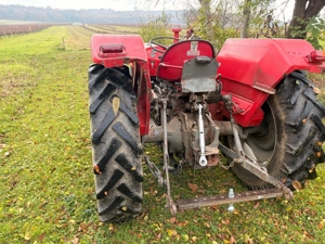 Massey Ferguson 135 Bild 4