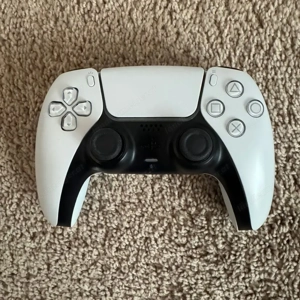 PS5 Mit sämtlichem Zubehör Bild 4