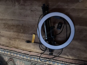 Ringlicht mit Stativ Bild 3