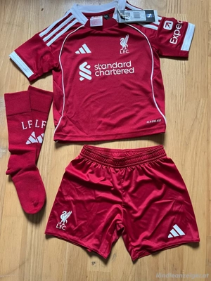 NEUES FC Liverpool Mini Kit Set Gr.104