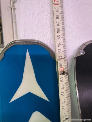 Atomic Ski mit Stöcken Bild 2