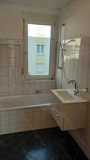 Sonnige 4-Zimmer-Wohnung am Paspels-See provisionsfrei Bild 5