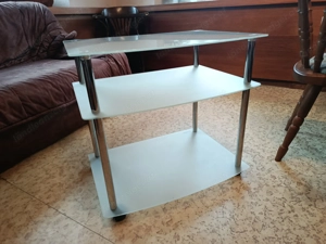 Fernsehtisch, Glasregal, Tisch auf Rollen Bild 2