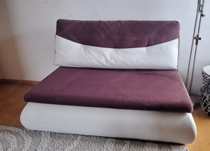 Kleine Schlafcouch mit Staufach Bild 2