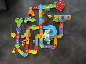 Vtech -Tut Tut Baby Flitzer Bahn mit Fahrzeugen  Bild 2