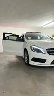Mercedes-Benz A180 Bild 2