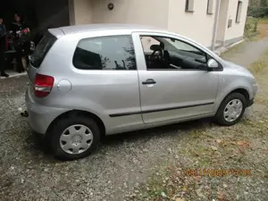 VW Fox 1.4 silber zu verkaufen Bild 3
