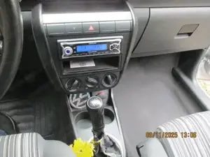 VW Fox 1.4 silber zu verkaufen Bild 8