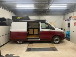 VW T5 Camper   Transporter Bild 9