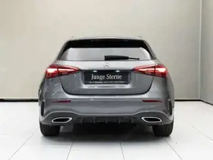 Mercedes-Benz A 180 d Kompaktlimousine W-Paket Night Navi Sport Bild 9