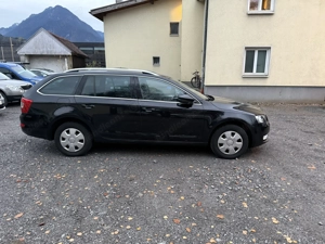 Skoda Octavia Elegance 4x4 *Neu Vorgeführt*SHZ*AHK*TEMPOMAT* Bild 4