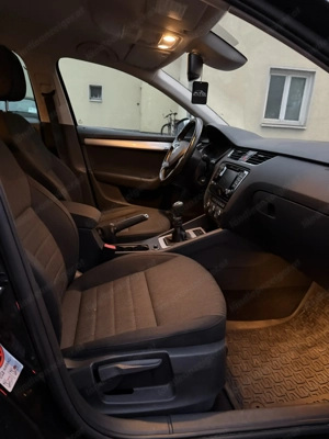 Skoda Octavia Elegance 4x4 *Neu Vorgeführt*SHZ*AHK*TEMPOMAT* Bild 9