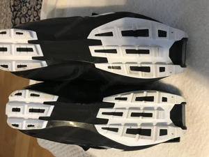 Langlauf Schi mit Schuhe und Stöcke Bild 8