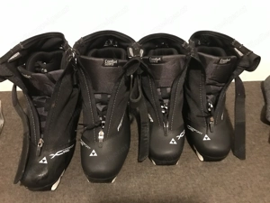 Langlauf Schi mit Schuhe und Stöcke Bild 37