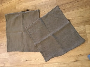 Kissenüberzug 2 Stück ca.  50x50cm braun