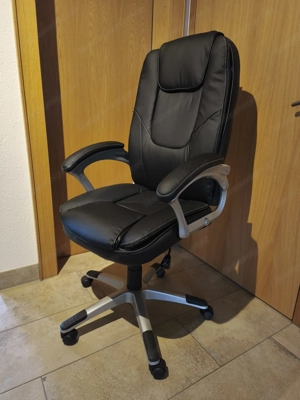 Neuwertiger Bürostuhl