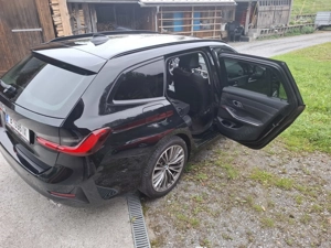 BMW 320 x - Drive - Touring - Sport Bild 4