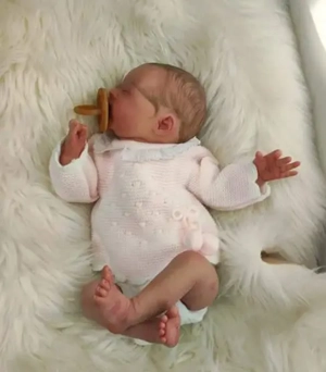 Reduzierte Vollsilikon Reborn ,, Sina ,,  Bild 2