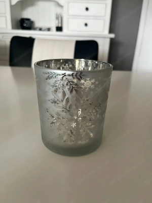 Windlicht im weihnachtlichen Schneeflocken Design