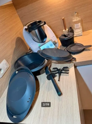 Thermomix TM6 in Top-Zustand mit Zubehör Bild 2