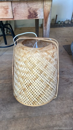 diverse möbel und rucksack Bild 3